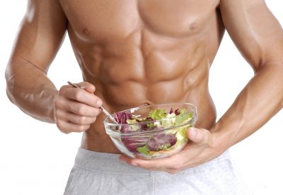 Jak powinna wyglądać zrównoważona dieta trenującego mężczyzny?